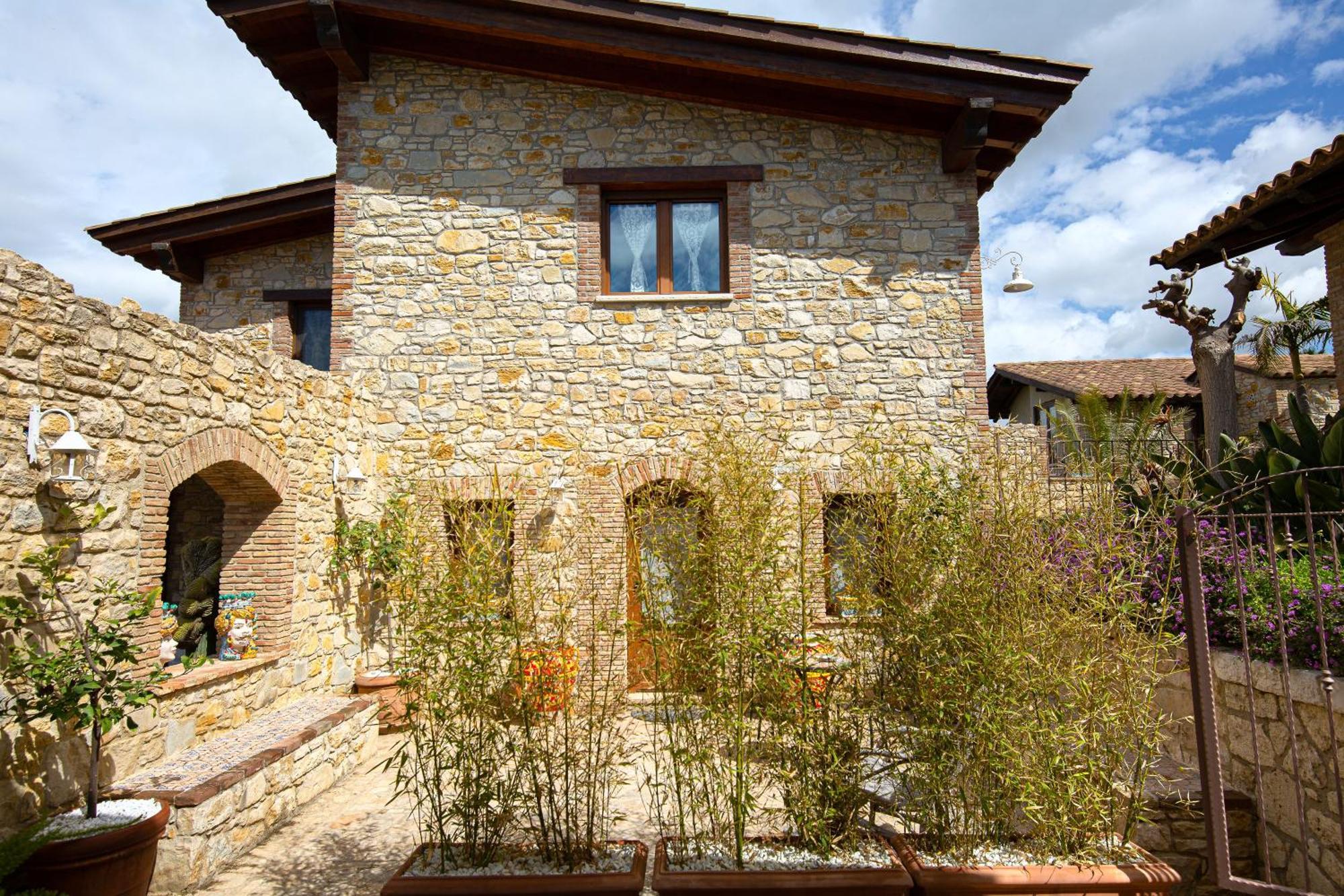 Relais Garden Cactus B&B Favara Kültér fotó